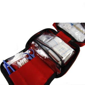 Professionelles Erste -Hilfe -Kit mit Tourniquet für Reisen