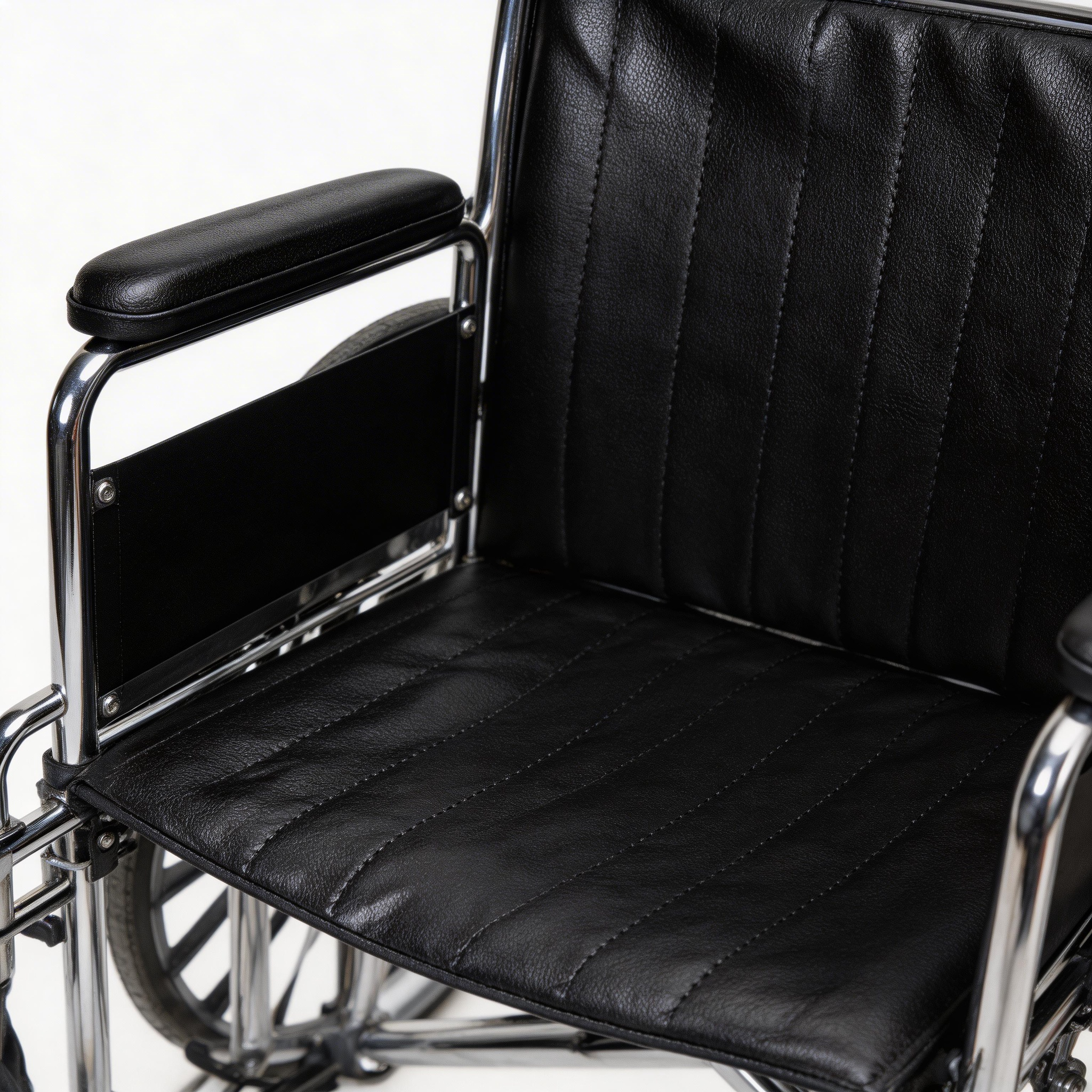 BME4618 28-Zoll-Bariatrie-Handrollstuhl mit hoher Kapazität | 500 Pfund maximale Belastung